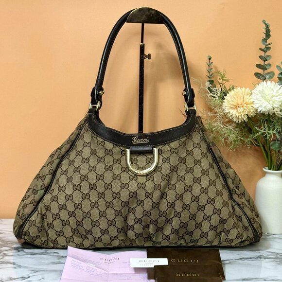 Authentic pre-loved Gucci bags – classic styles - Picture 2 of 3